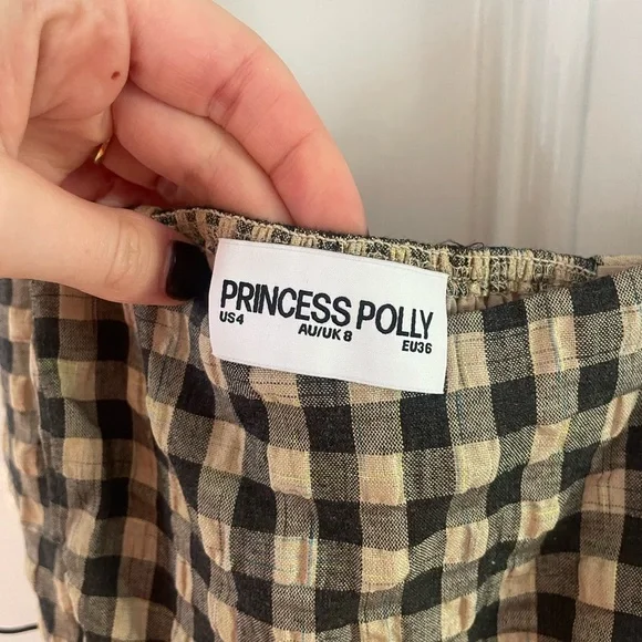 Princess Polly Tan and Black Checkered Maxi Dress 🖤💛🖤 - Picture 6 of 10